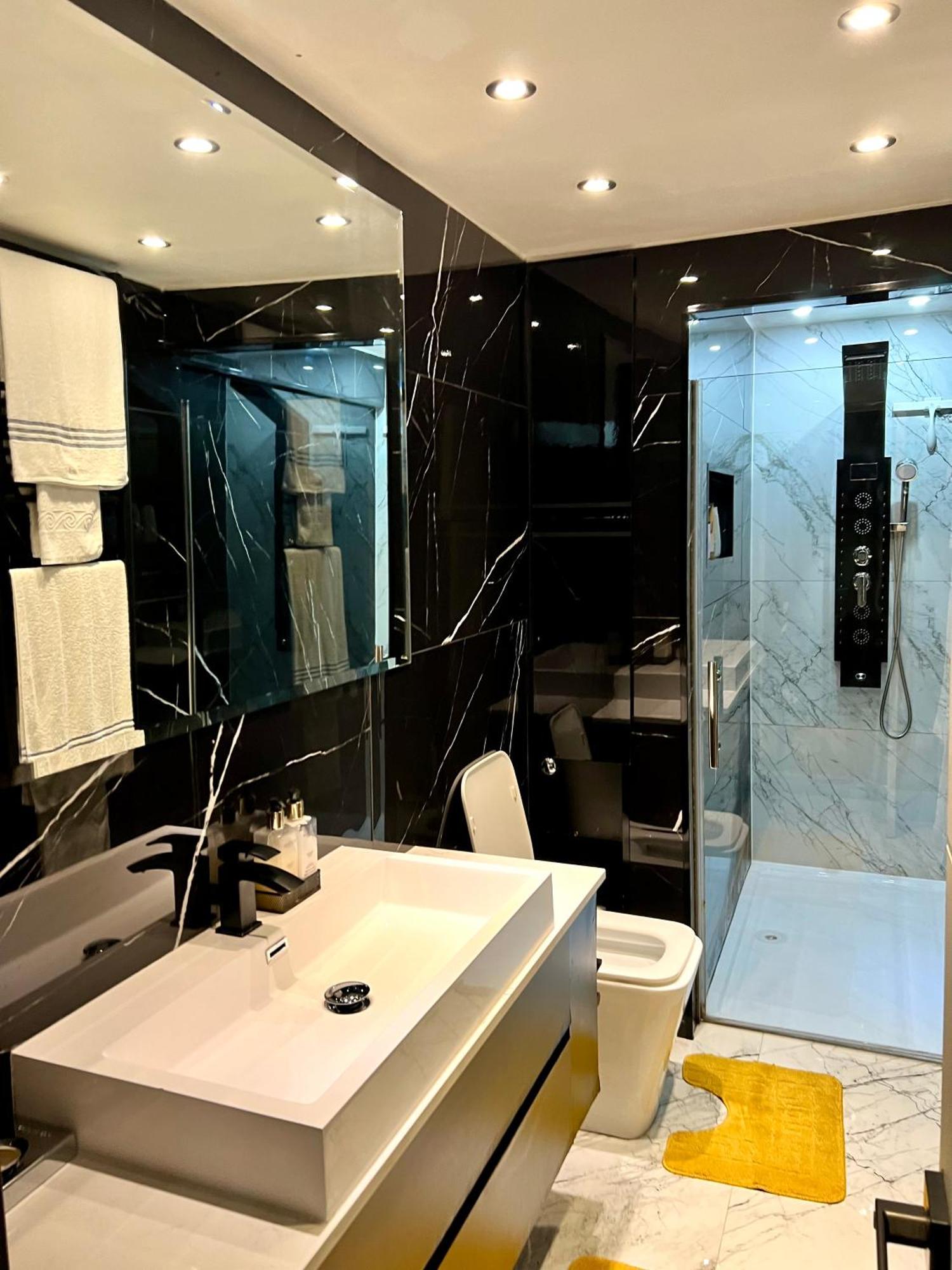 Exclusive Apartments South Kensington 런던 외부 사진